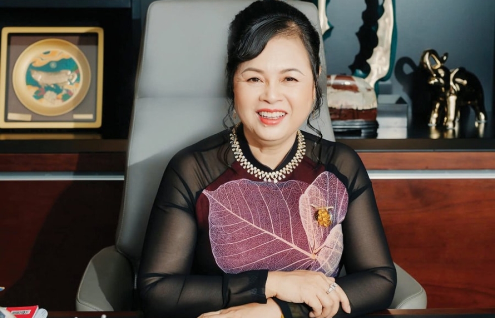 DOANH NHÂN KHÔNG CHỈ KINH DOANH MÀ CÒN TRUYỀN CẢM HỨNG