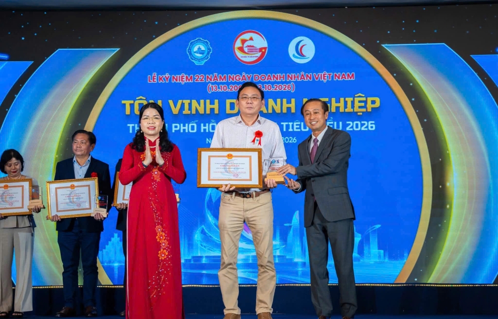 HOÀNG LAM ĐƯỢC VINH DANH DOANH NGHIỆP TP.HCM TIÊU BIỂU NĂM 2026 – DẤU ẤN TỪ BẢN LĨNH LÃNH ĐẠO VÀ HÀNH TRÌNH KIẾN TẠO GIÁ TRỊ XANH
