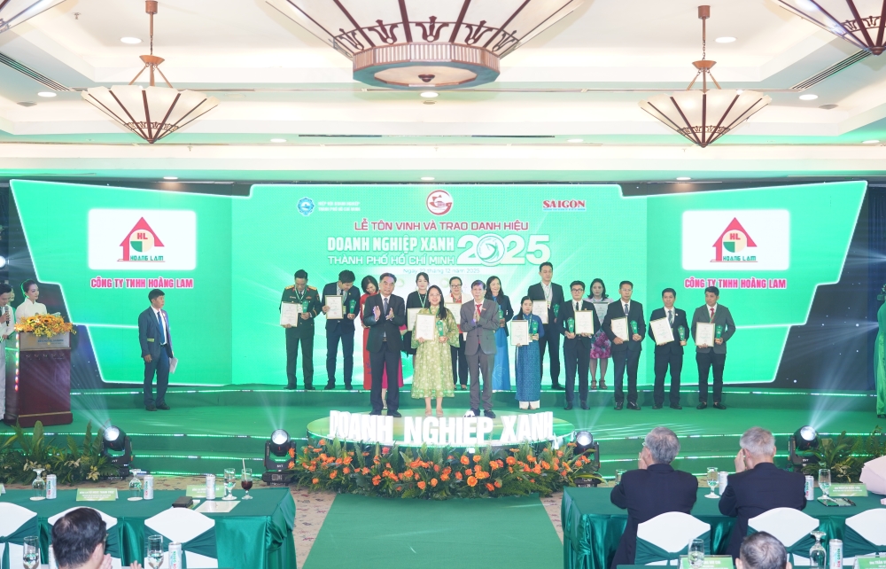 HOÀNG LAM VINH DỰ NHẬN DANH HIỆU "DOANH NGHIỆP XANH TP.HCM 2025" – NĂM THỨ 3 LIÊN TIẾP KHẲNG ĐỊNH VỊ THẾ BỀN VỮNG