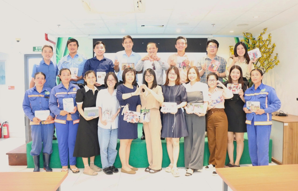 KHOẢNH KHẮC YÊU THƯƠNG TỎA SÁNG: VINH DANH NHỮNG TÁC PHẨM XUẤT SẮC NHẤT CUỘC THI ẢNH “TỔ ẤM YÊU THƯƠNG”