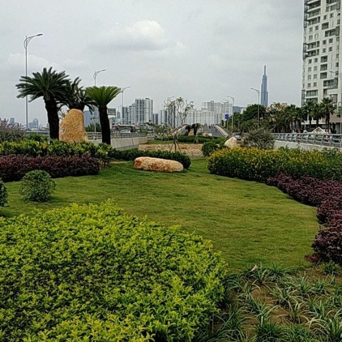 MẢNG XANH CẦU THỜI ĐẠI (CẦU QUA ĐẢO KIM CƯƠNG)