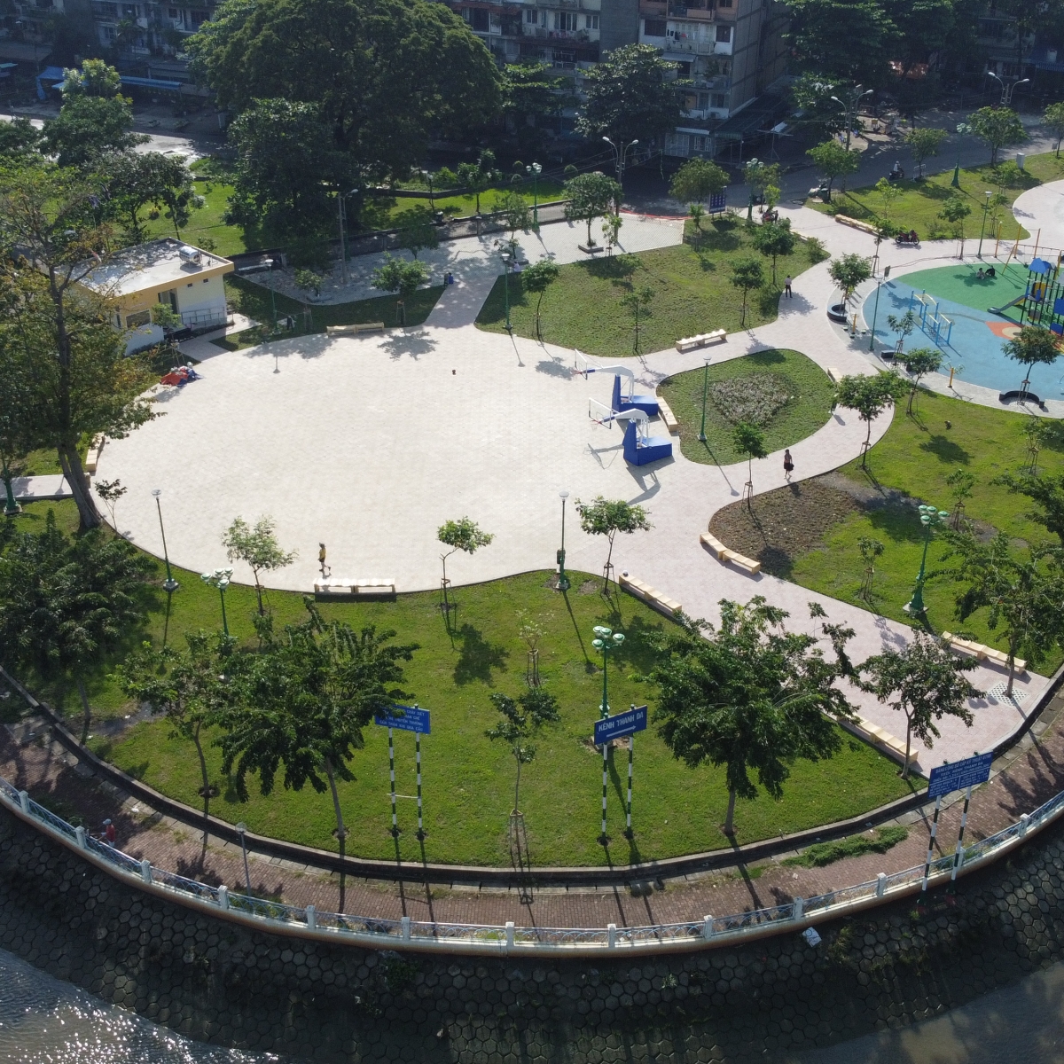 CÔNG VIÊN THANH ĐA